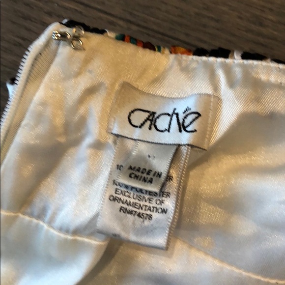 Cache Gown - Picture 5 of 5